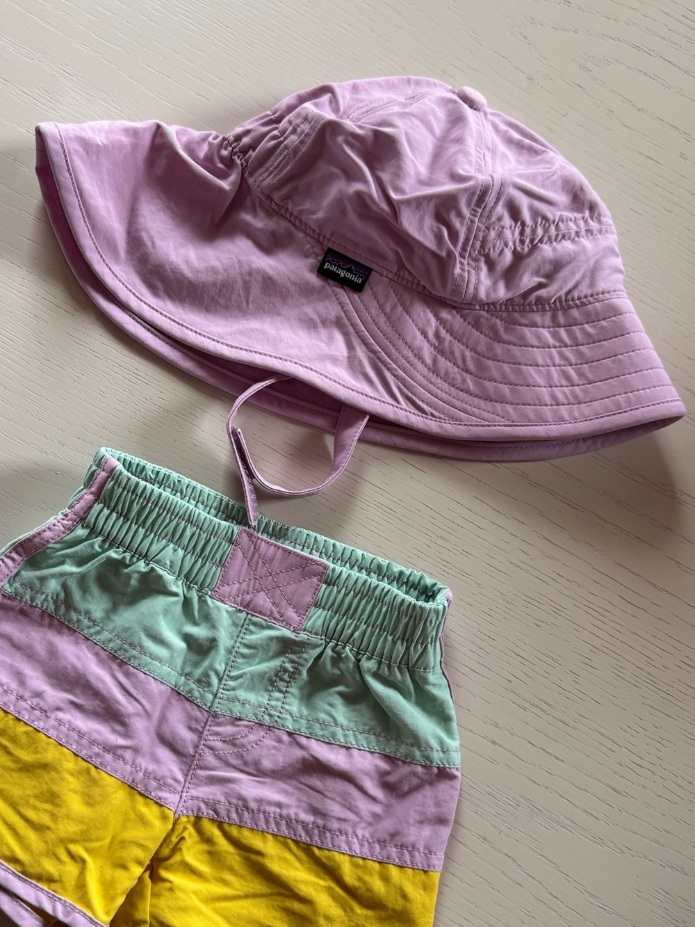 Patagonia colorblock Kids Shorts with Matching Sun Hat
